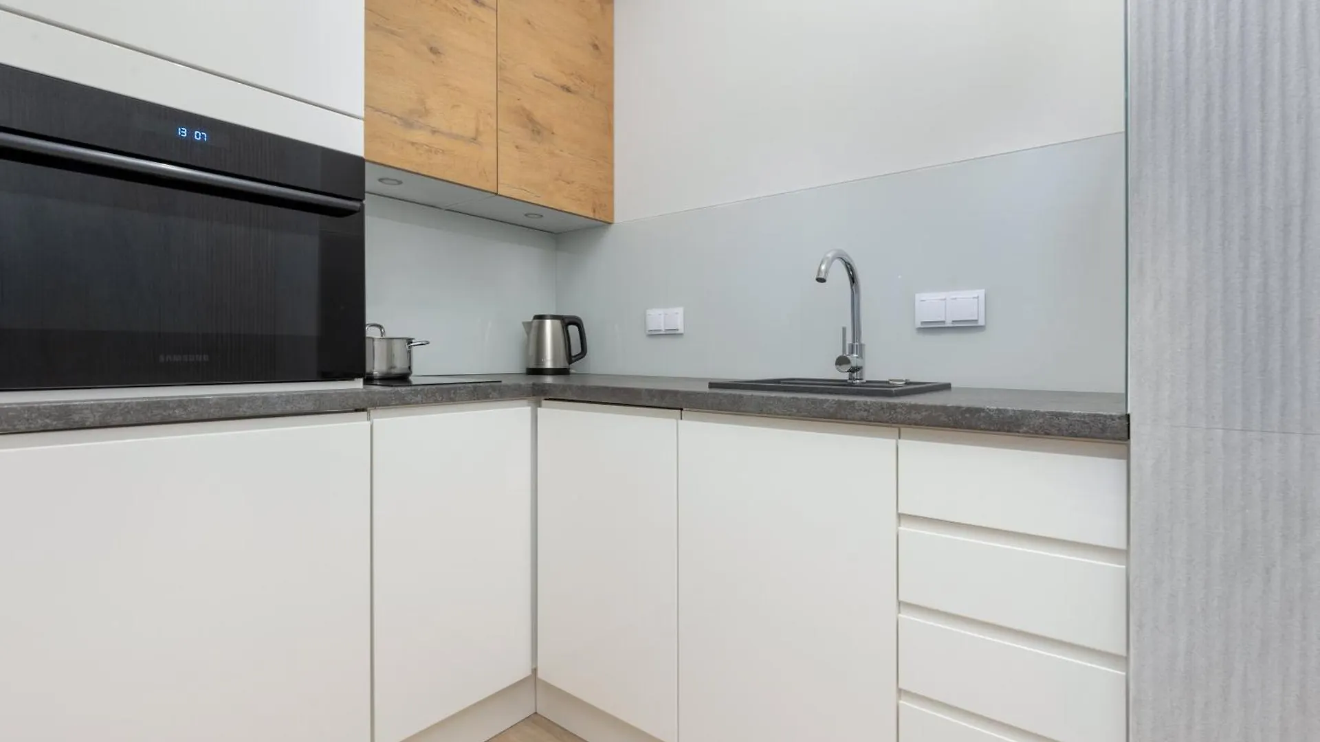 Business Center Apartments Warsaw Wola By Noclegi Renters Polska